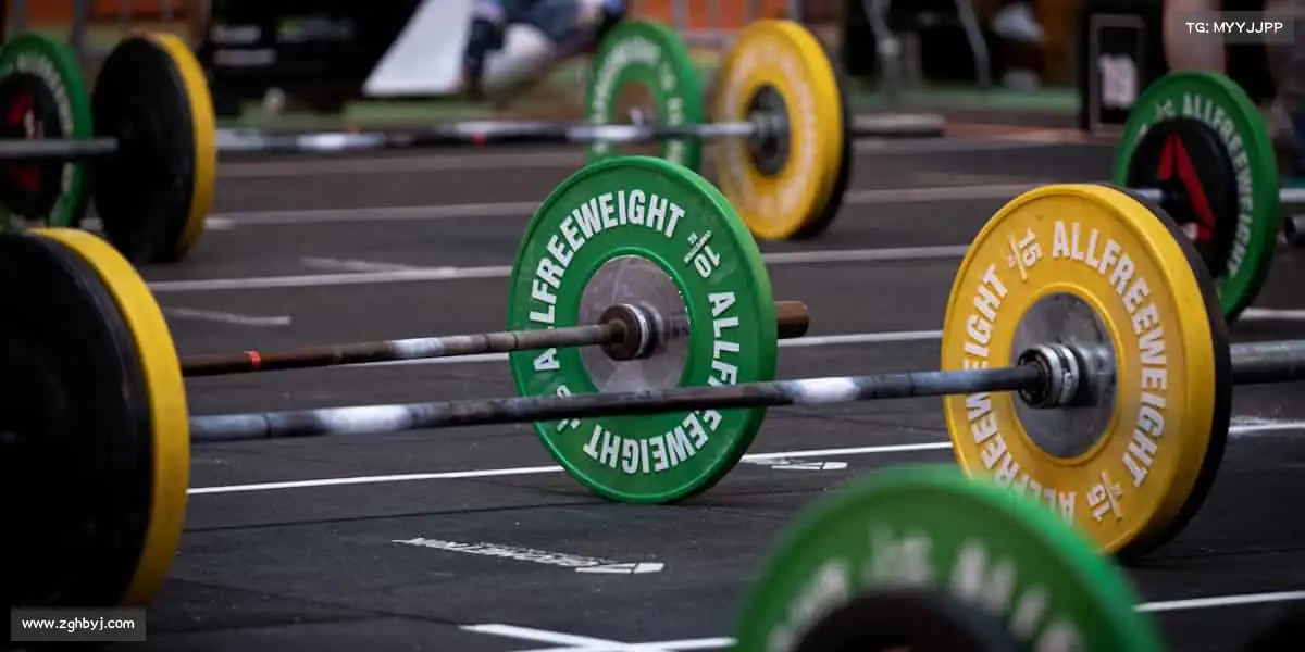 im电竞🏂雪地飞驰，赛场拼搏 —— 速度与激情，体育从不缺热血！